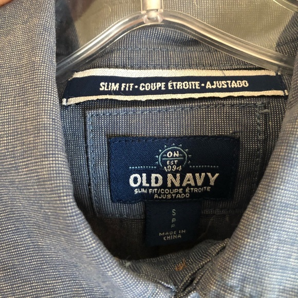[Old Navy] Men’s Slim Fit Jean Shirt - Picture 3 of 4